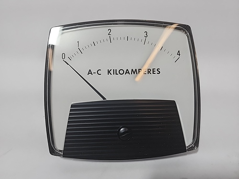 Yokogawa Panel Meter 250440LSVN NEW in BOX