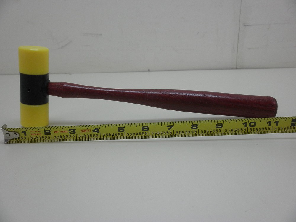 Bearcat RT-34, Replaceable Plastic Tip Wood Handle Hammer