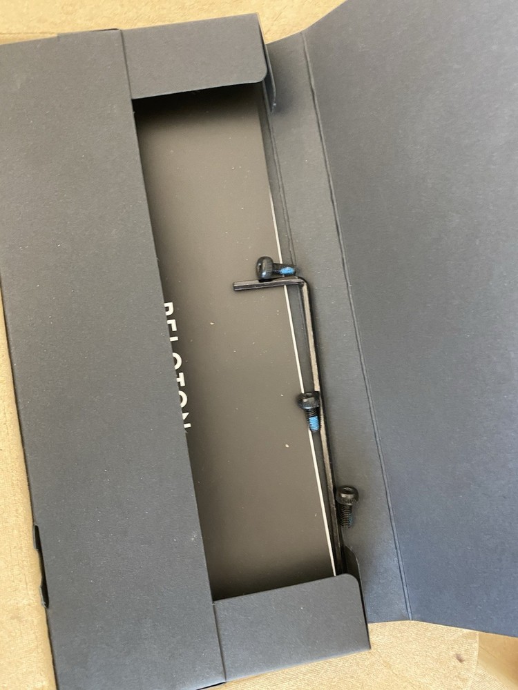 Peloton Touchscreen Tablet Peloton Tread Treadmill PLTN-ATR01
