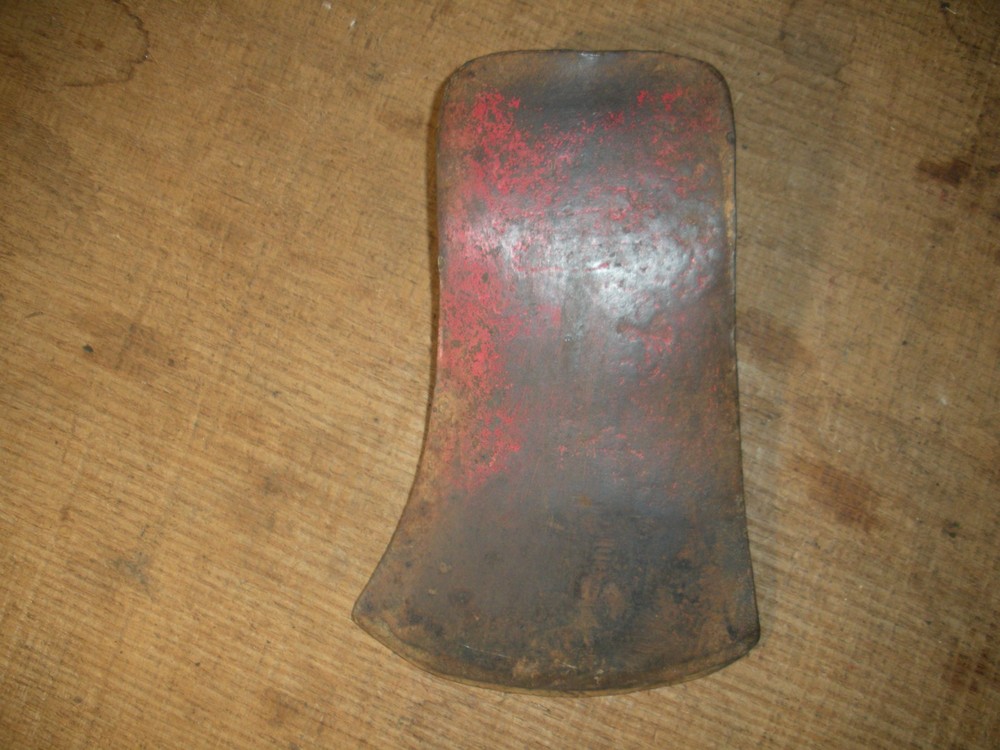 Vintage Single Bit Axe Head with Ribbed Eye / Good User