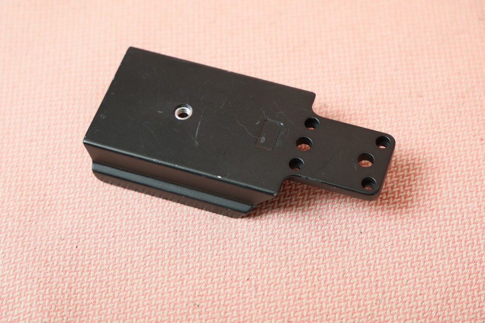 Video Support - Blackmagic URSA Mini VF Adapter Plate