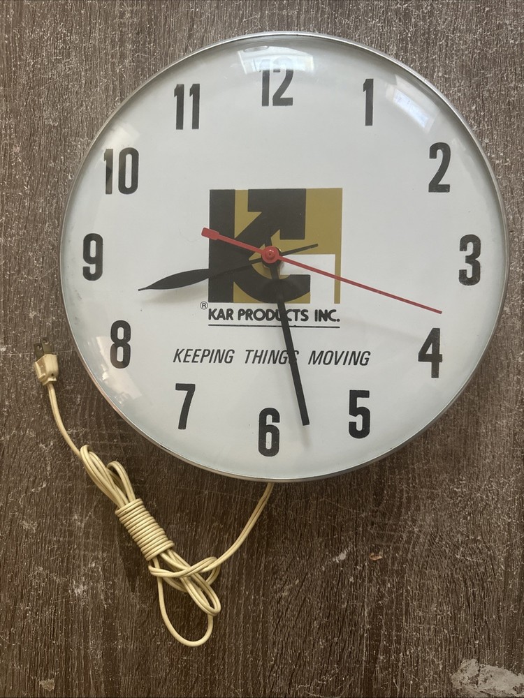 Vintage KAR PRODUCTS INC  “ Keeping Things Moving “ Wall Clock - Working