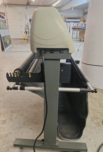 Mutoh Valuecut 62" Cutting Plotter Version 1.7