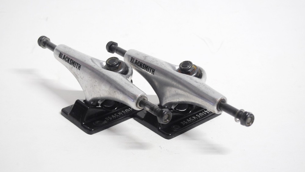 Blacksmith Skateboard Skate Trucks 5.25 Silver & Black