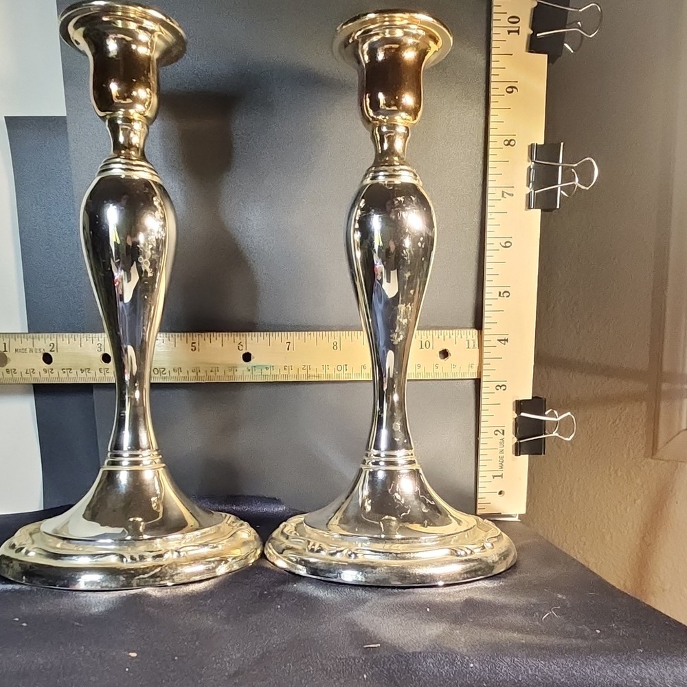 Oneida Silverplate Tarnish Res. Candlesticks Pair w/ Felt Base Royal Provincial
