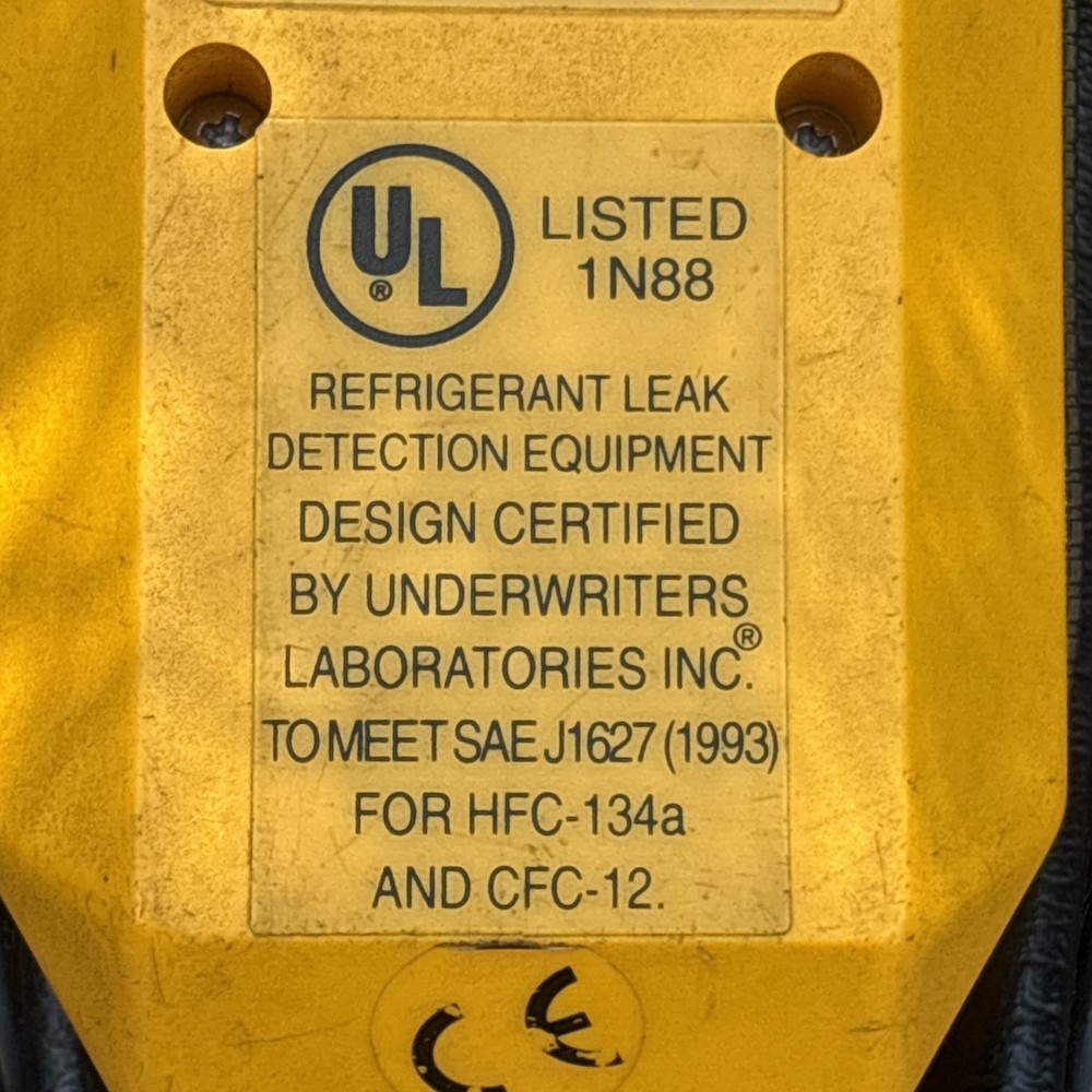 CPS LS790B Leak-Seeker Refrigerant Leak Detector Powers On