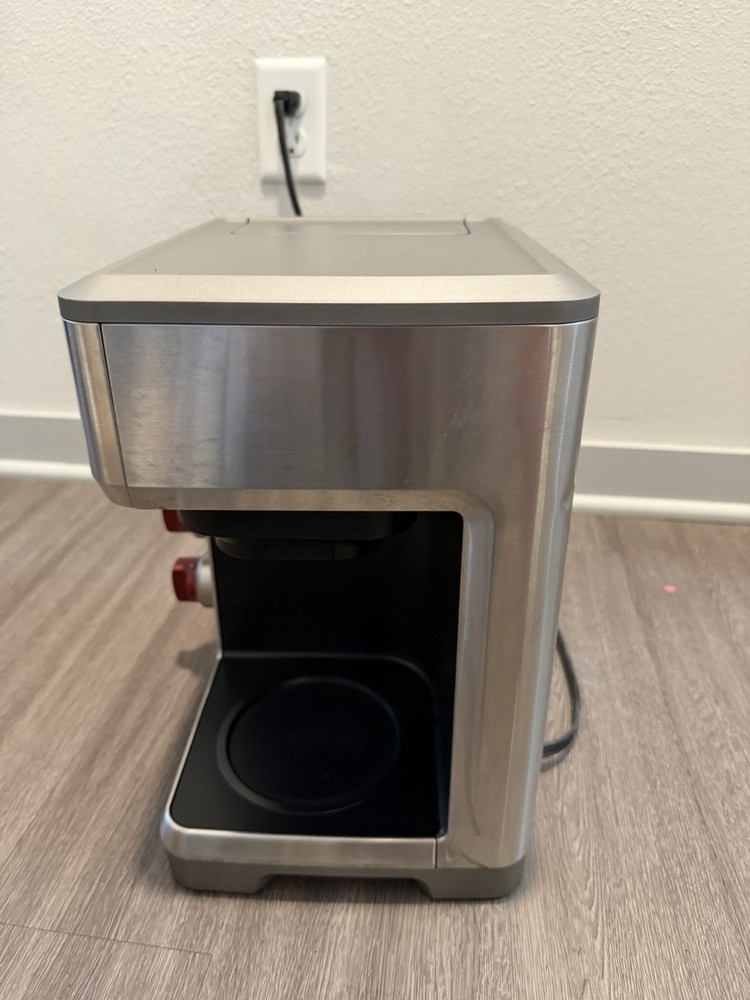 READ Wolf Gourmet Programable Coffee Maker WGCM100S Auto Drip System Red Knobs