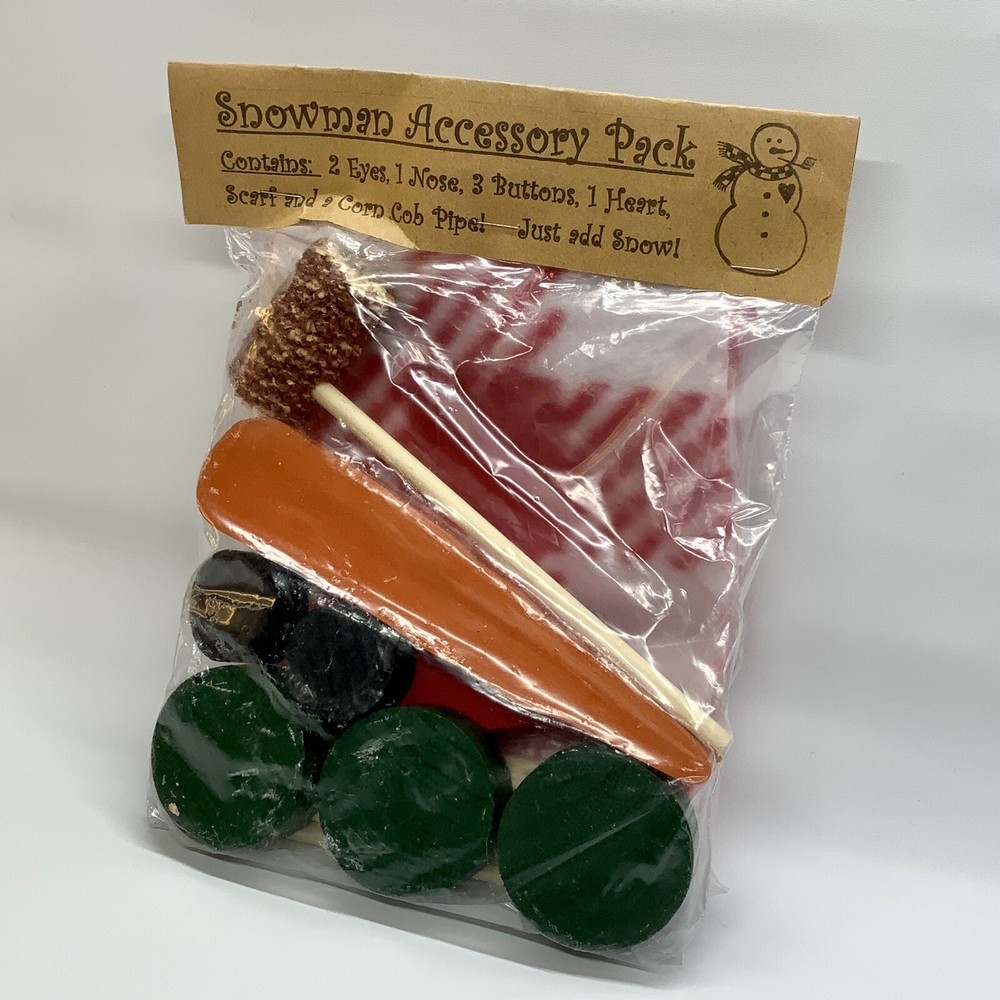 Snowman Building Decorating Accessory Kit Includes Wooden Heart & Corn Cob Pipe