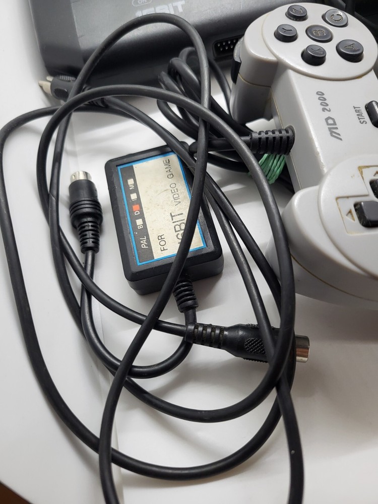 Vintage Game console Mega Drive 2 Console 16 bit working cartridges different