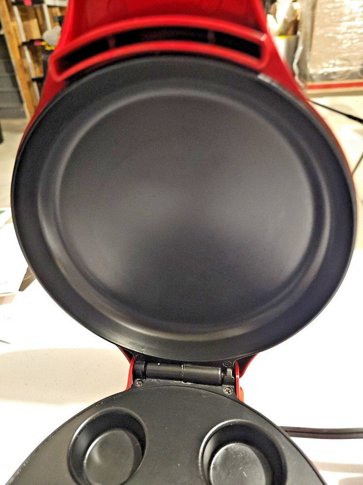 NEW Unboxed Tested Bella Cucina Mini Cupcake Maker Makes 7 Mini Cupcakes