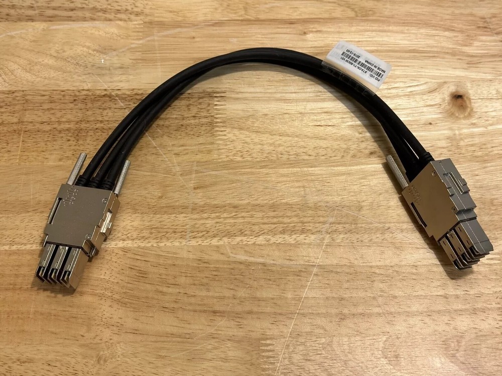 Cisco Data Stacking Cable STACK-T1-50CM StackWise 480 50CM 1.6FT C3850 C9300