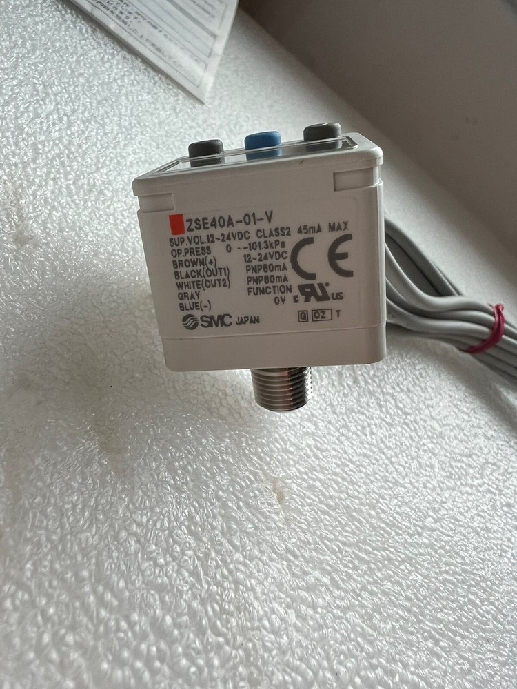 SMC ZSE40A-01-V Digital Pressure Switch