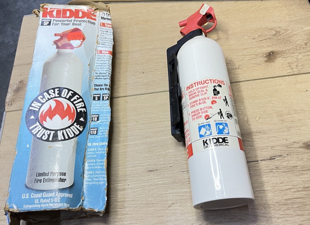 Kidde Mariner 5P Marine Fire Extinguisher