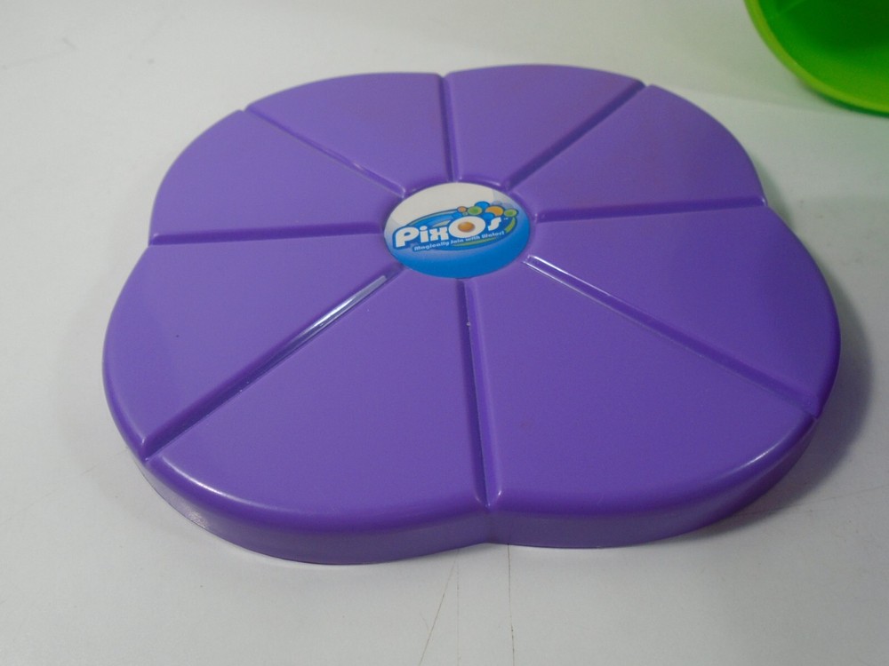PIXOS--PURPLE & GREEN STORAGE CONTAINER BOX (LOOK)