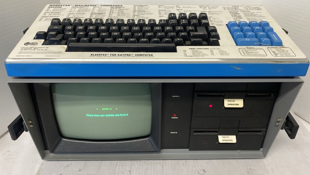 Kaypro II Portable CP/M Computer with Keyboard – Powers On to Boot Screen