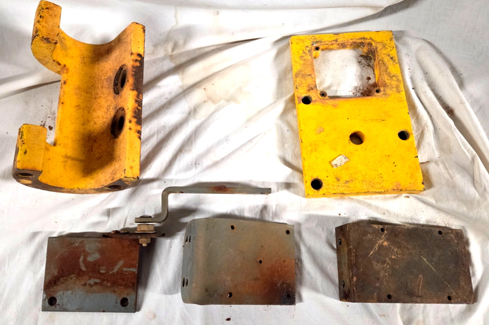 TRIMBLE Machine control mounting brackets