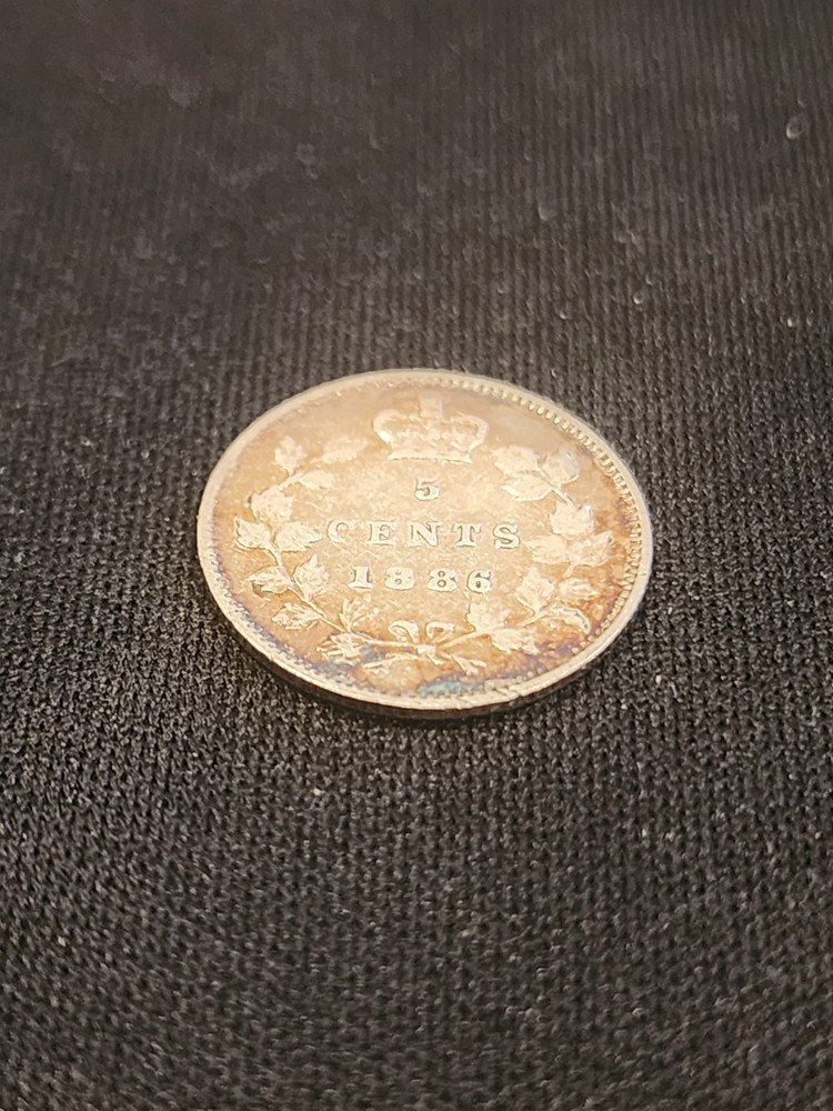 1886 Canada 5 Cents Silver Coin