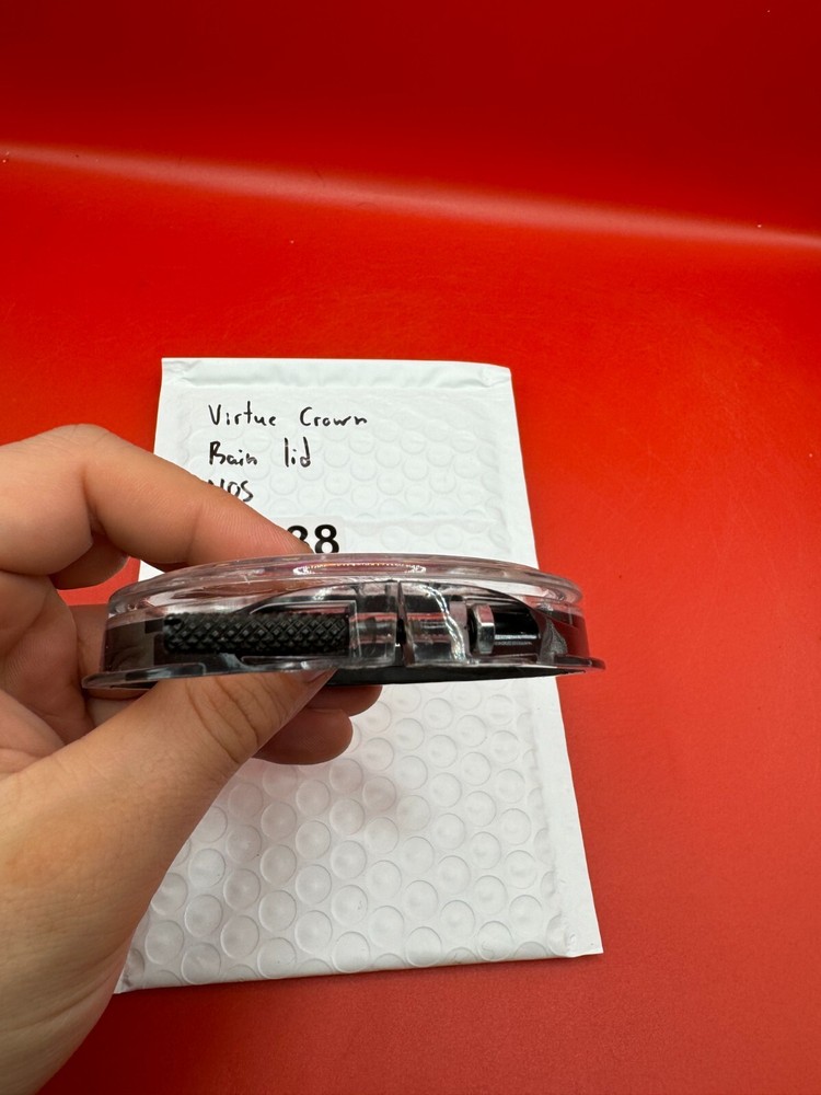 Virtue Crown Rain Lid NOS