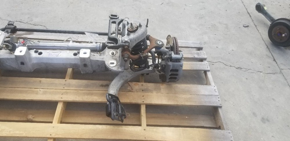 04 MERCURY MARAUDER FRONT SUSPENSION PULLOUT DROPOUT SWAP