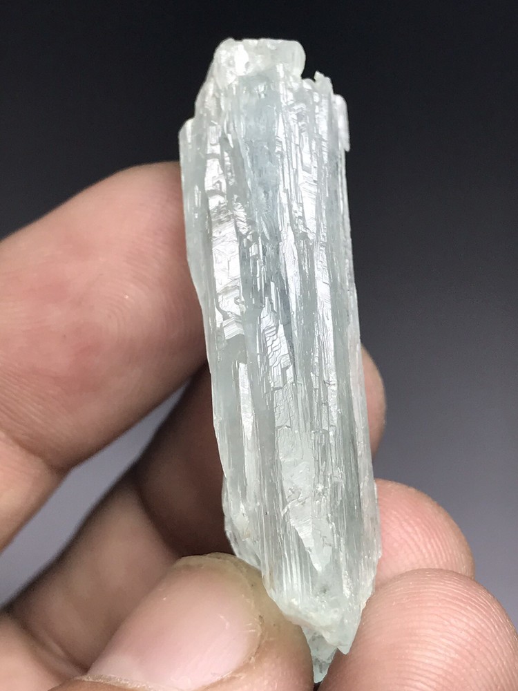 DT Aquamarine Crystal With Unique Etching
