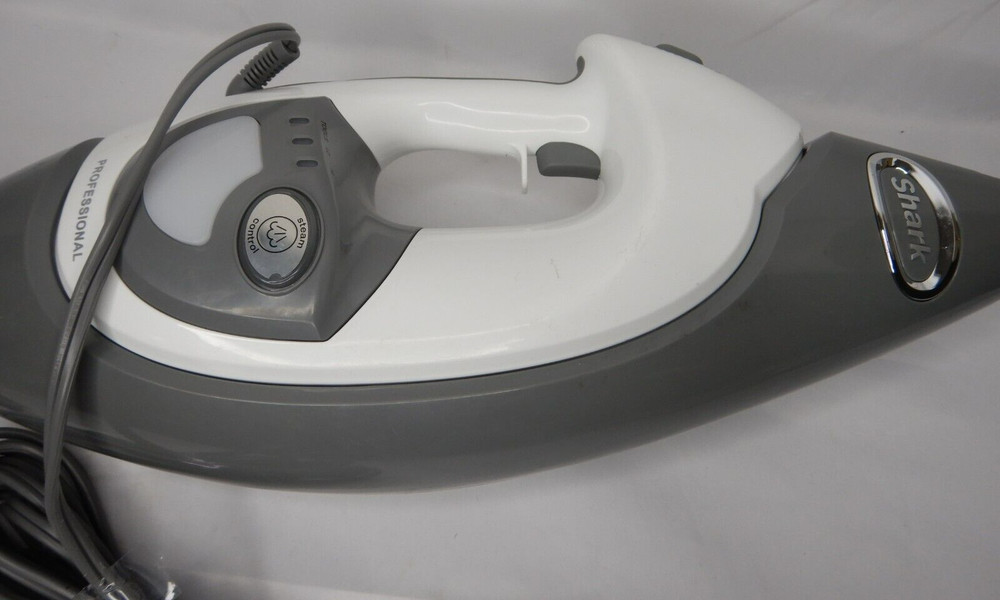 REPLACEMENT Only Shark Triangle Steam Mop Tank & Base Genuine