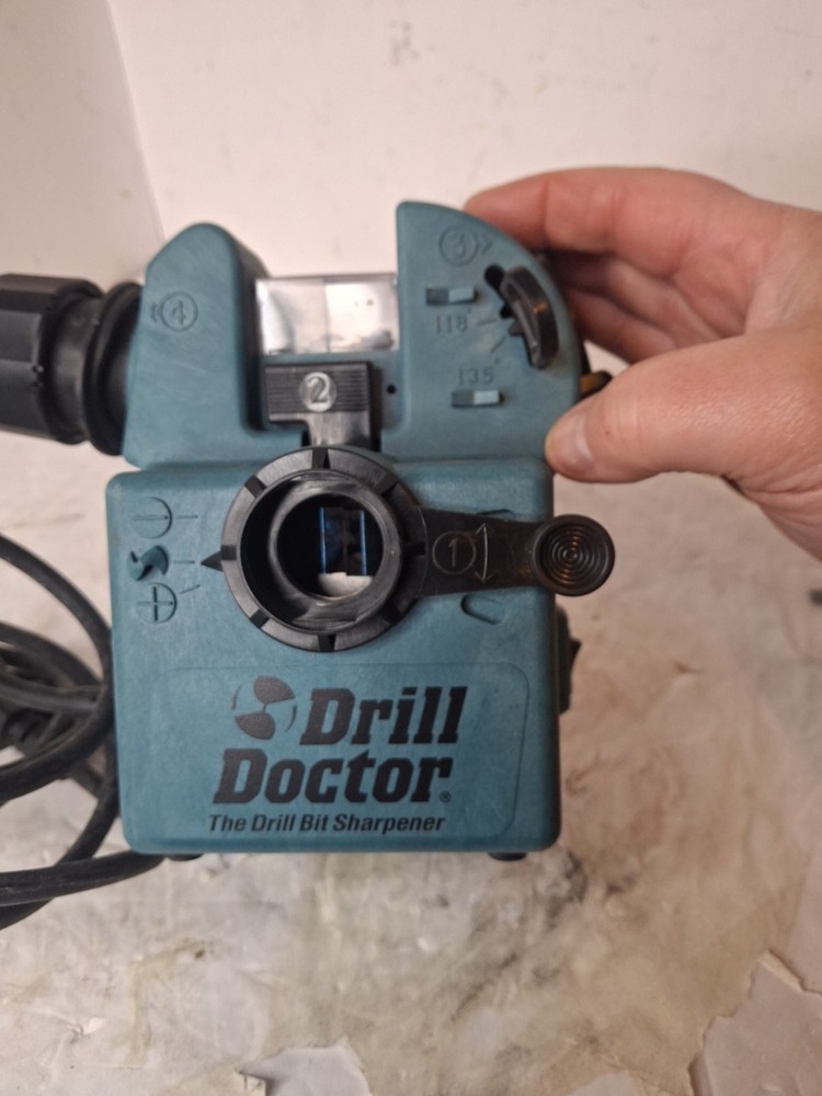 Drill Doctor Model 500 Tradesman Drill Bit Sharpening Machine - TESTED