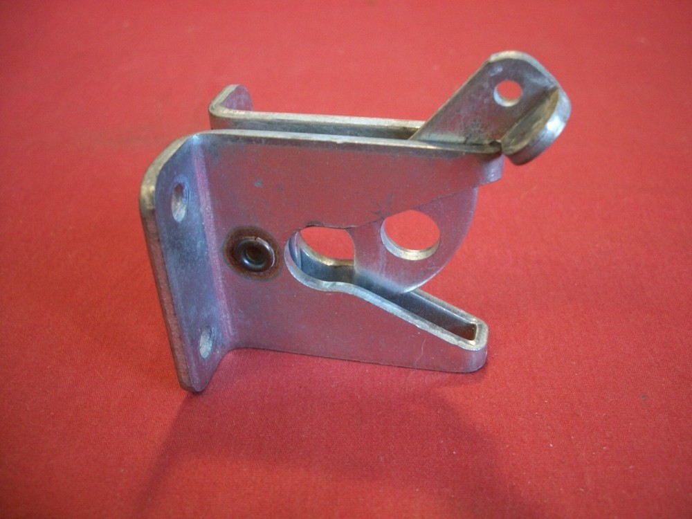 Fence Self Latching Gate Latch