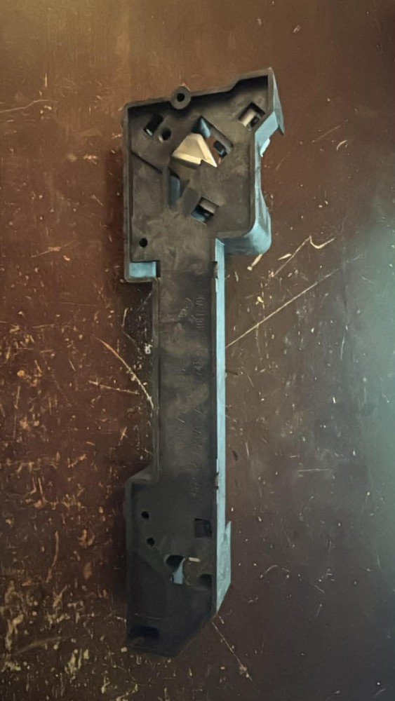 OEM Element Microwave Latch Assembly For EM1601RQCB