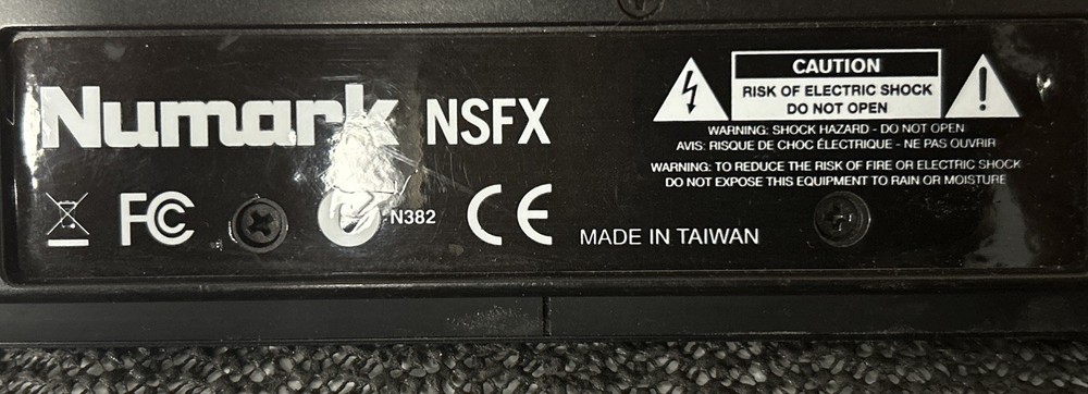 Numark NS7 DJ Turntable Controller With NSFX Control