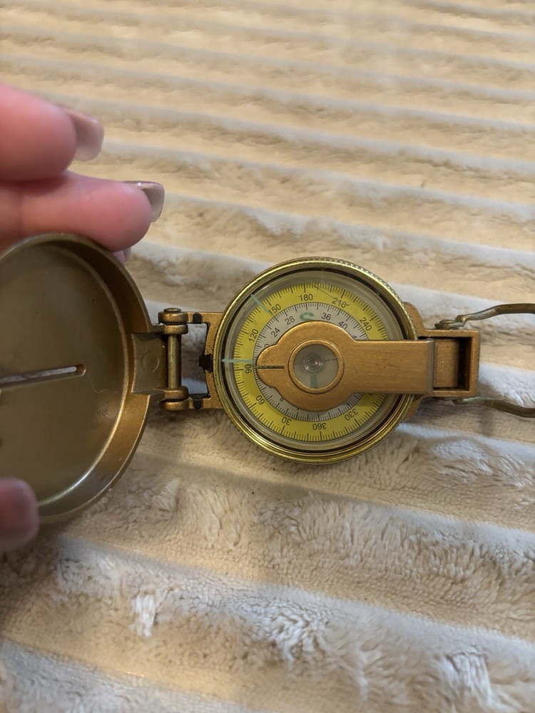 Vintage Engineer Directional Compass