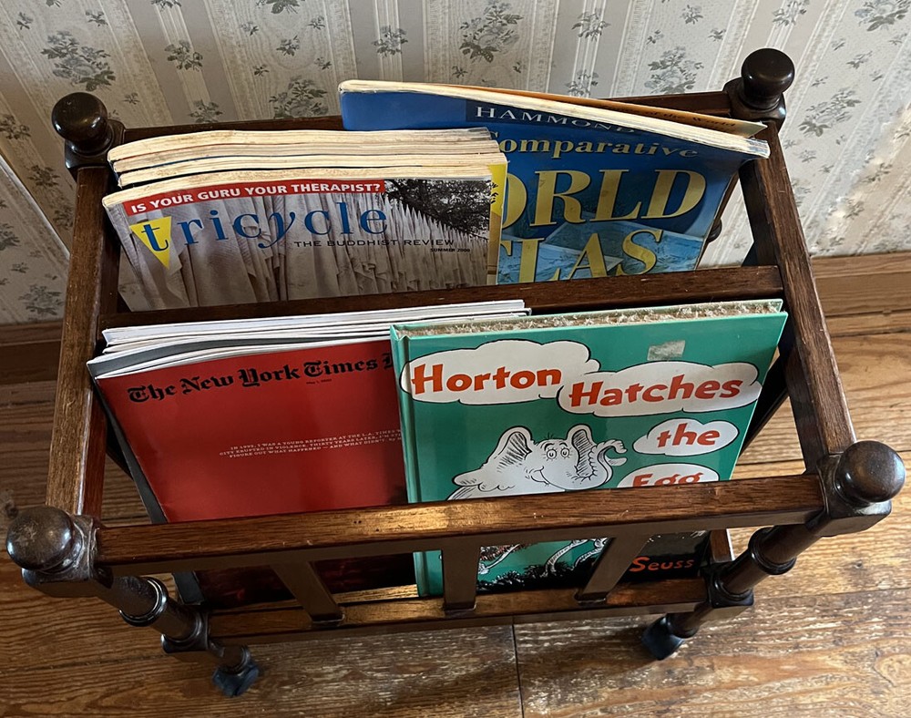 Magazine Rack - Wooden