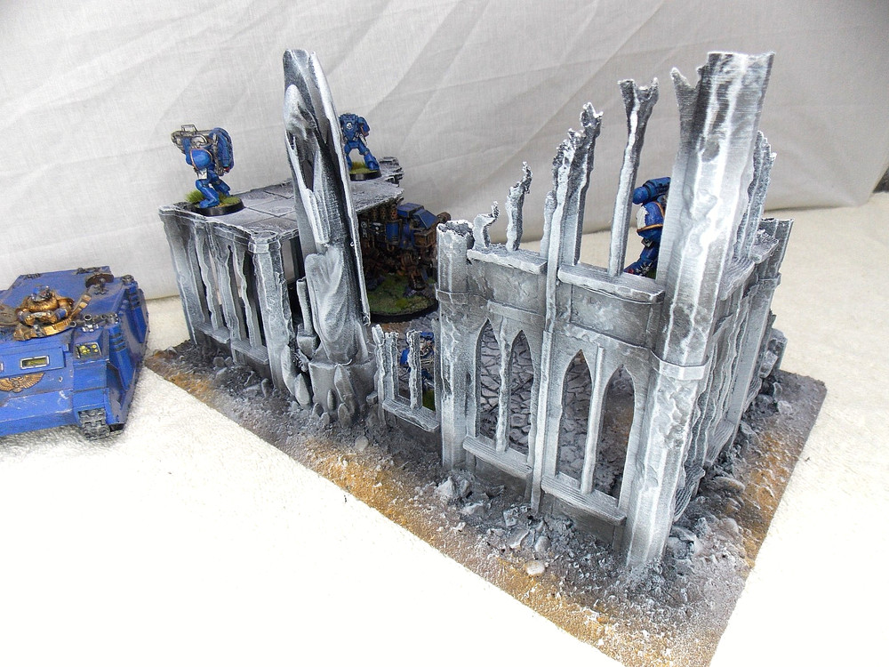 WARGAMING TERRAIN PAINTED BUILDING