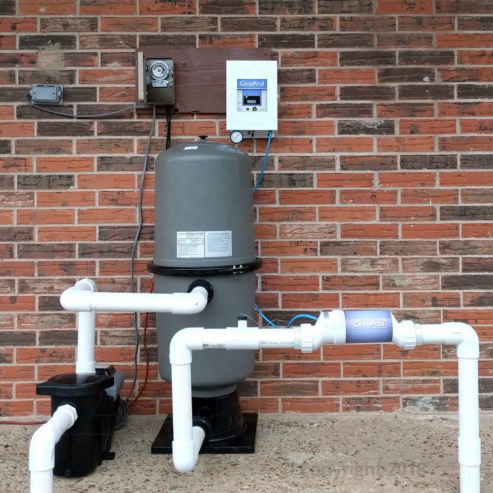 CircuPool Universal40 Salt Chlorine Generator