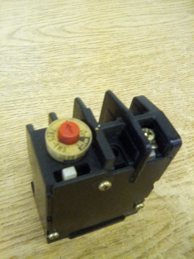 Hitachi TR25-TH5 Thermal Overload Relay