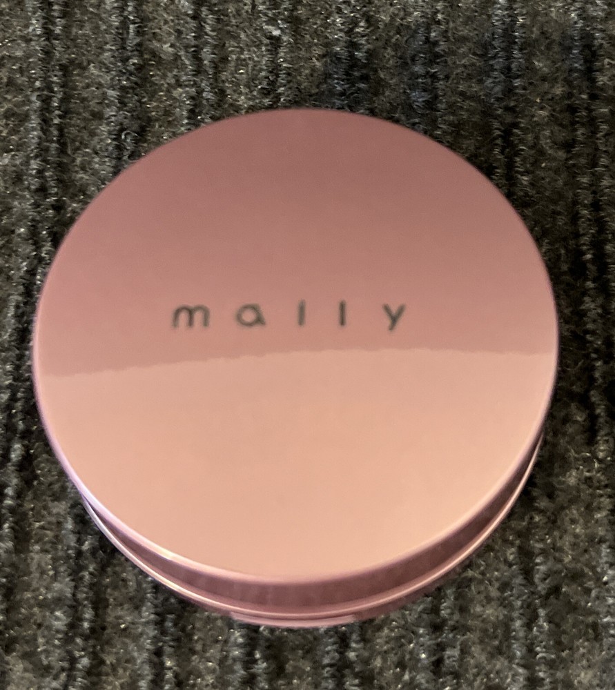 Mally Poreless Perfection Fluid Foundation LIGHT