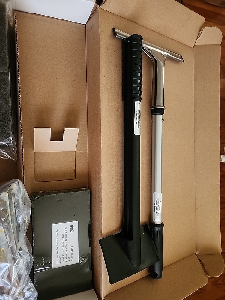 3M 710 Quick Clean Griddle System Starter Kit