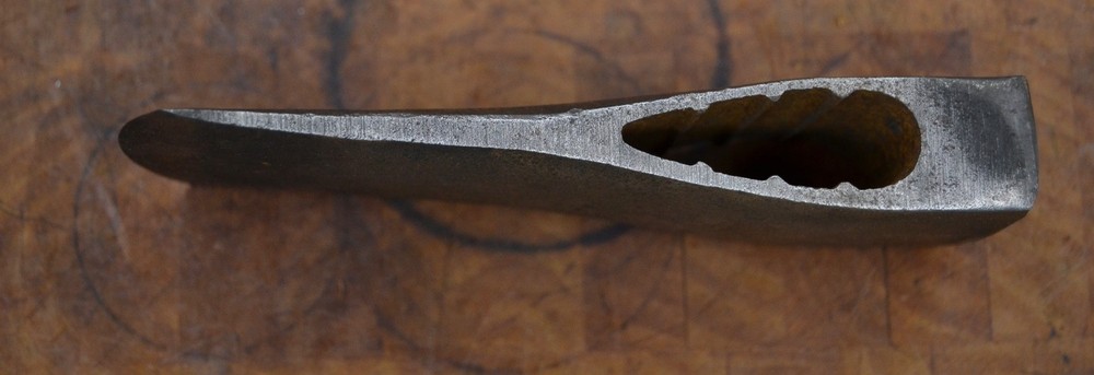 Small Vintage Unmarked True Temper boys Camp Axe 2lbs 4.4oz Nice