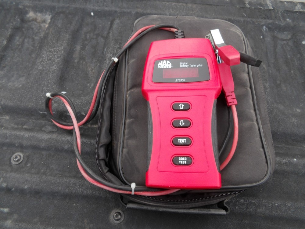 Mac Tools BT8300 Battery Tester Case & Manual MINT