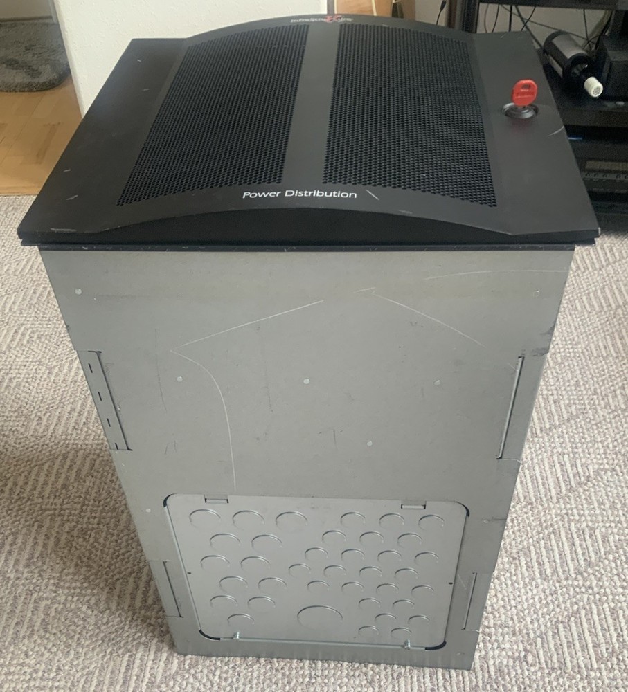 APC InfraStruXure Rack Mount Power Distrubution Panel Box 0M-2797