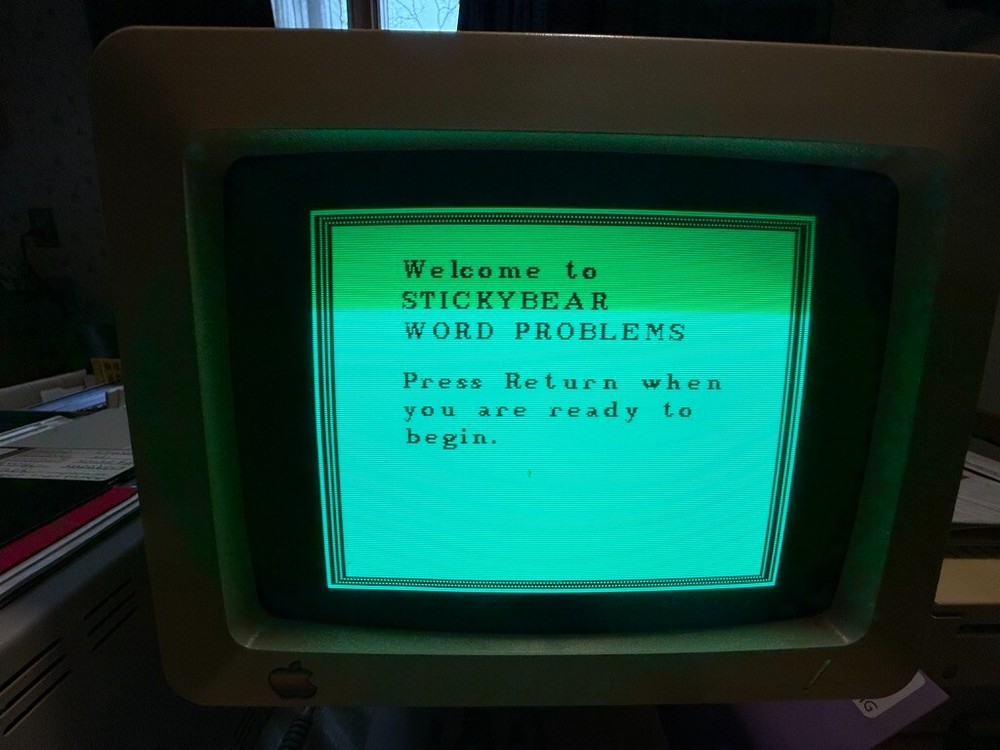 Apple 5.25 Software - STICKYBEAR WORD PROBLEMS - tested to work on Apple 2c