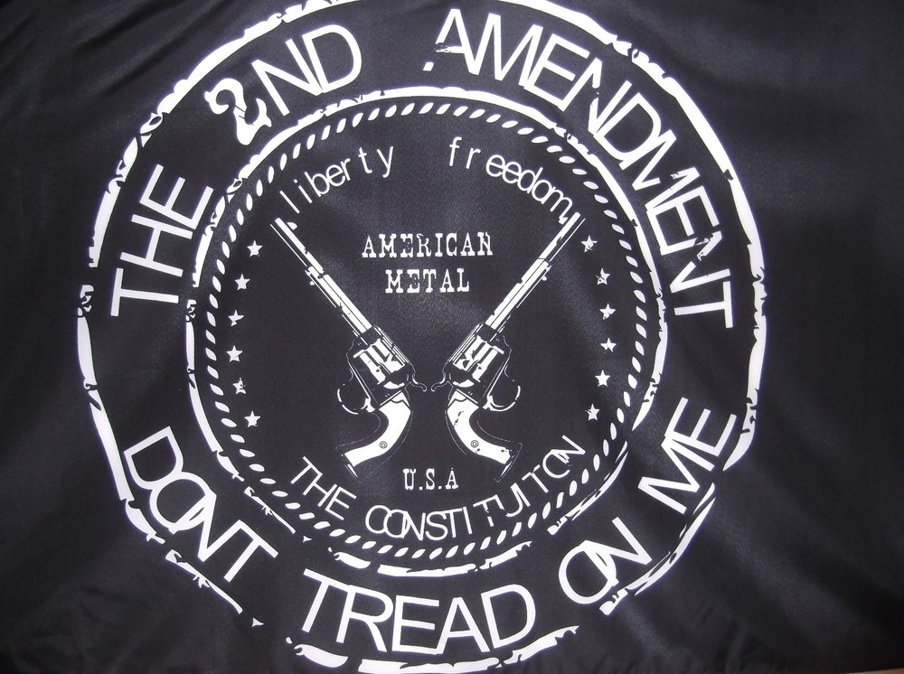 SECOND AMENDMENT FLAG - DON'T TREAD ON ME - LIBERTY & FREEDOM - GUNS