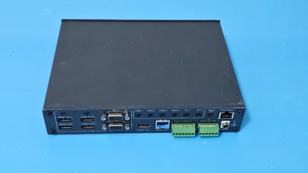 Kramer VP-440 6-Input Presentation Switcher/Scaler Used