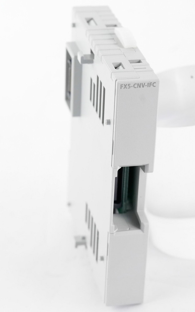 Mitsubishi FX5-CNV-IFC MELSEC Programmable Controller FX5CNVIFC