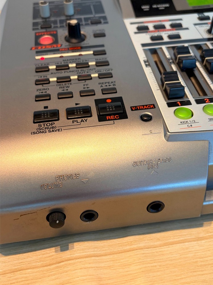 BOSS BR-1200CD Digital Recording Studio Multitrack Recorder MTR CD Burner Tested