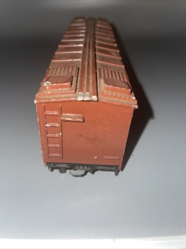 Ho Scale Diecast MDT refrigerated 49611 shell only