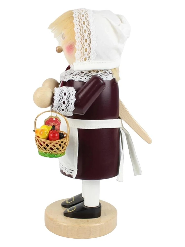 New in Box - Steinbach Mrs. Pilgrim Chubby Size Nutcracker - Made in Germany