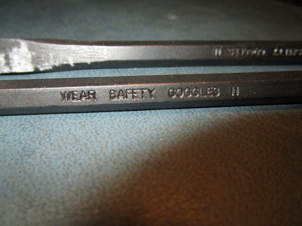 (2) ARMSTRONG 5/16" Tip Cold Chisel