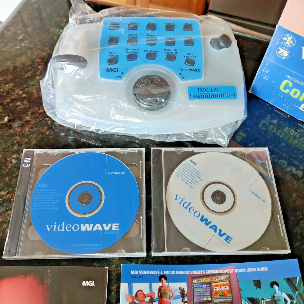 Vintage VIDEOWAVE COMMANDPOST PC & Web Video Editor Version 4.0 NEW