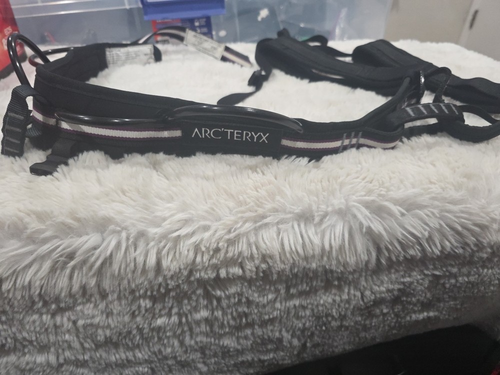 Arc'Teryx Black Type C Rock Climbing Sit Harness Size Medium