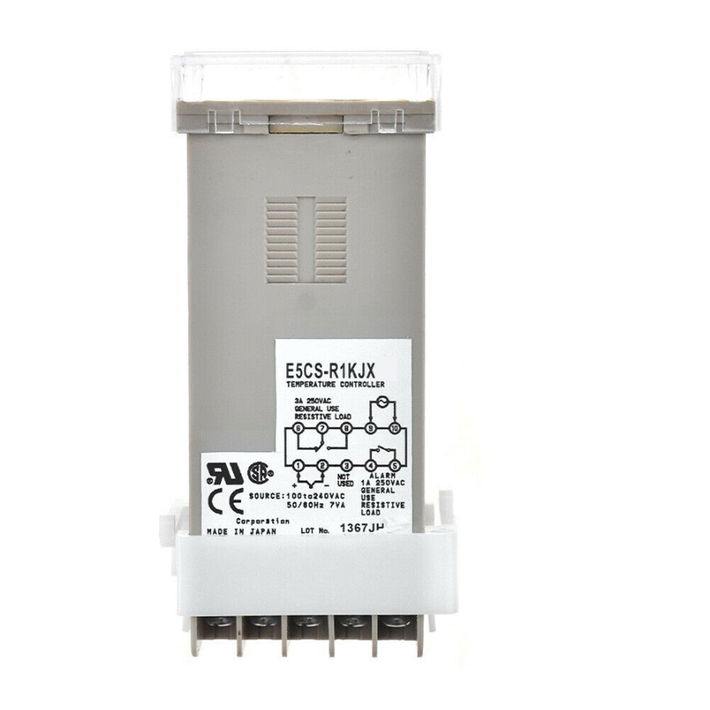 New Omron E5CS-R1KJX Temperature Controller In Box #AT